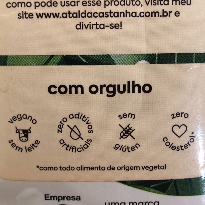 photo of A Tal da Castanha Leite de caju + coco (1 litro) shared by @paolettabrun on  25 Feb 2022 - review