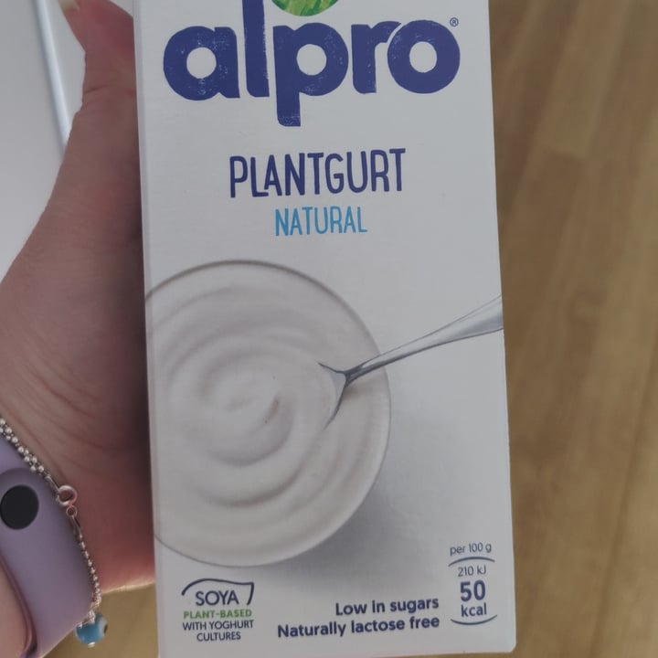 photo of Alpro Yogurt natural shared by @alegoyana on  21 Apr 2022 - review