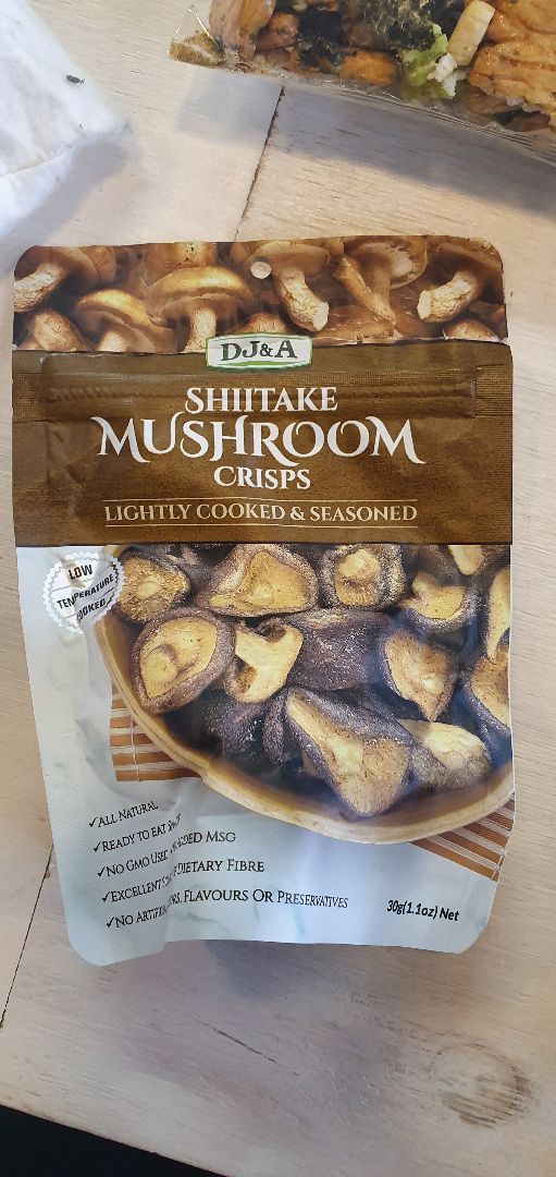 review photo of DJ&A DJ&A Shiitake Mushroom Crisps shared by @ironicminimalist on 25 Aug 2019 - review