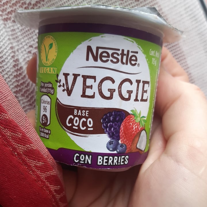 photo of Nestlé Alimento en base a Coco con Berries shared by @nachaalejandra on  12 May 2020 - review