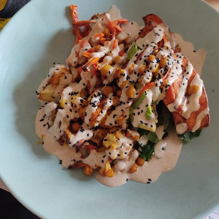 review photo of Lexi's Healthy Eatery Glow bowl shared by @anjasteyn on 07 Feb 2021 - review