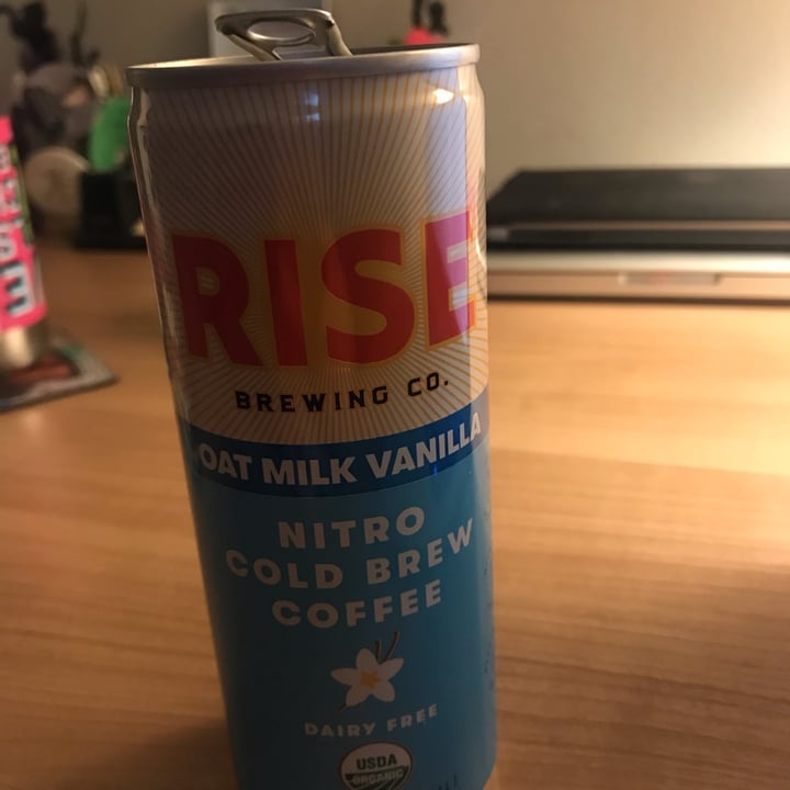 photo of Rise Nitro Brewing Co. Oat Milk Latte shared by @sarahnorine on  25 Apr 2022 - review