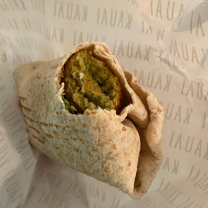 photo of KAUAI MENLYN Avo Falafel Wrap shared by @plantbasedstorm on  19 Mar 2022 - review