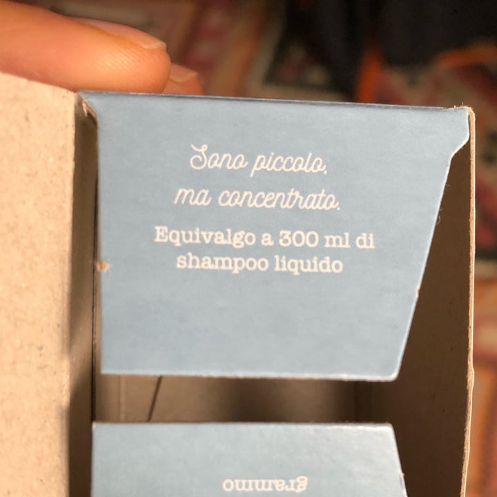 photo of La Saponaria Shampoo Solido Purezza - purificante e anti-forfora shared by @carmelau on  15 Mar 2022 - review