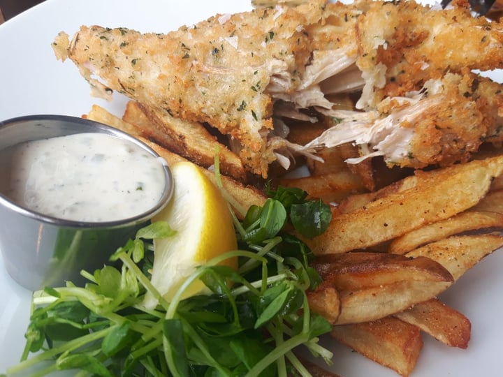 review photo of Bravocados Faux fish and chips shared by @ajonvi on 17 Jun 2019 - review