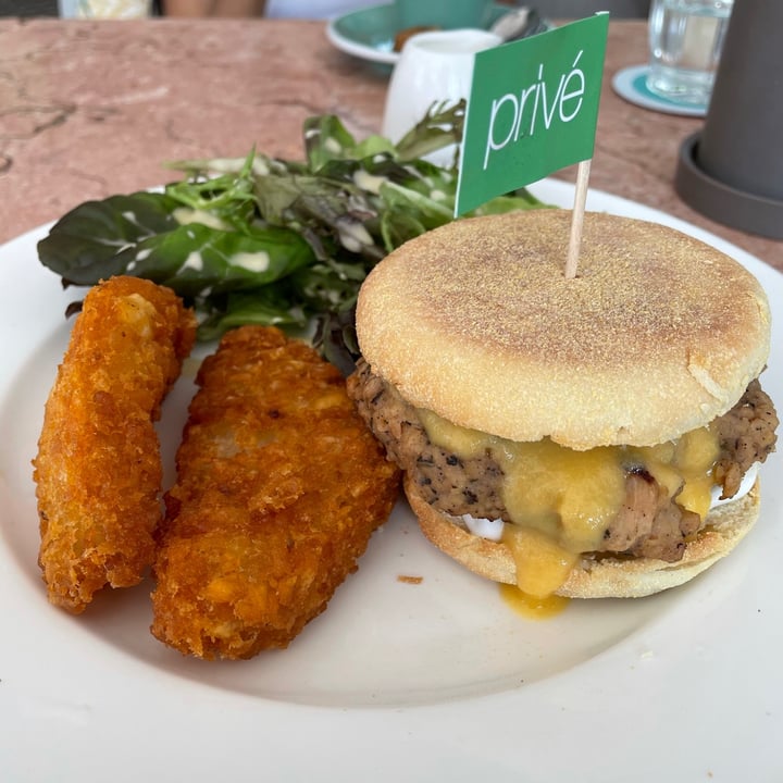 photo of Privé Wheelock Prive Sausage Muffin shared by @hemantagarwal111 on  14 Dec 2020 - review