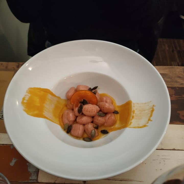 photo of L'Orto già Salsamentario - Vegan & raw food Gnocchi Di Barbabietola shared by @karpazian on  24 Apr 2022 - review