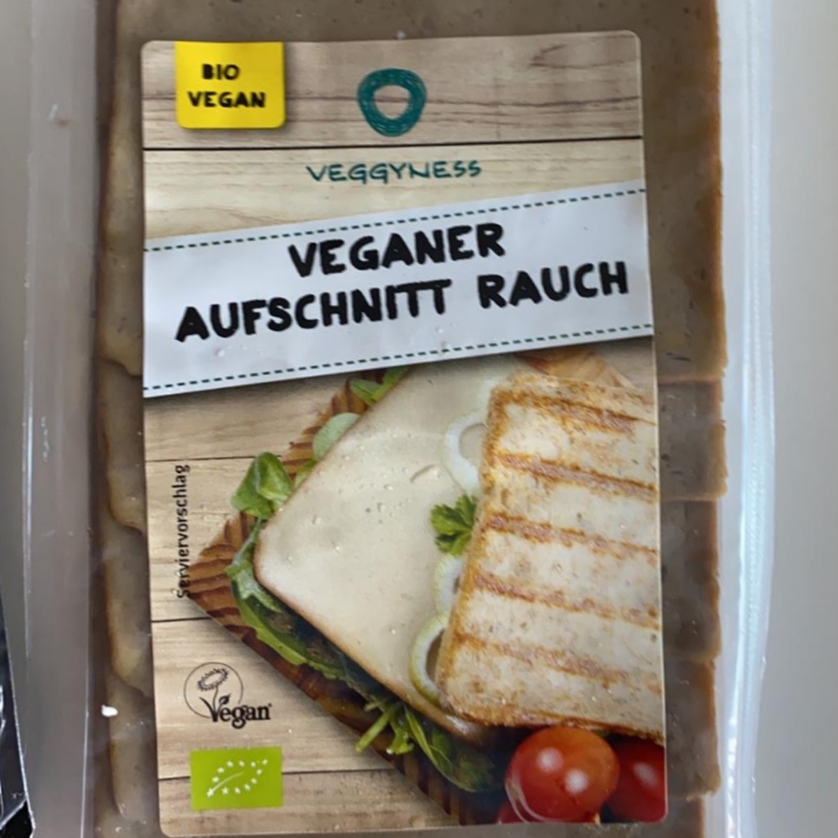 Lonchas de queso from Veggyness - Vegan Product Reviews & Ratings ...