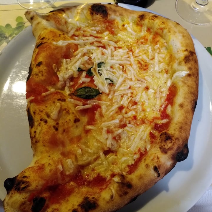 photo of Origano Pizza mezzaluna shared by @maffi1810 on  25 Aug 2021 - review