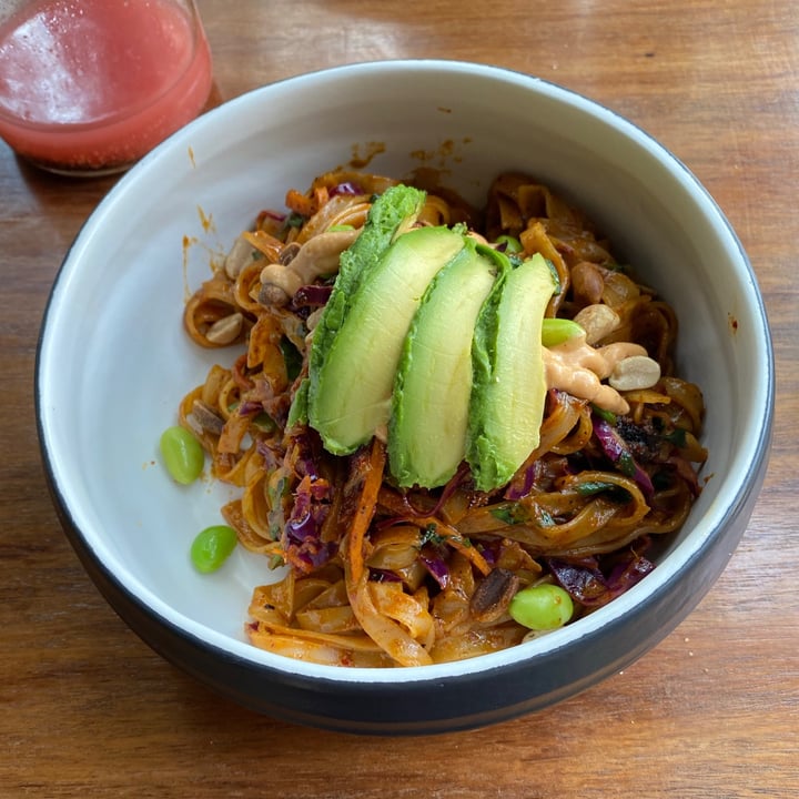 review photo of Alakazam Dragon bowl shared by @aambrose on 05 Aug 2021 - review