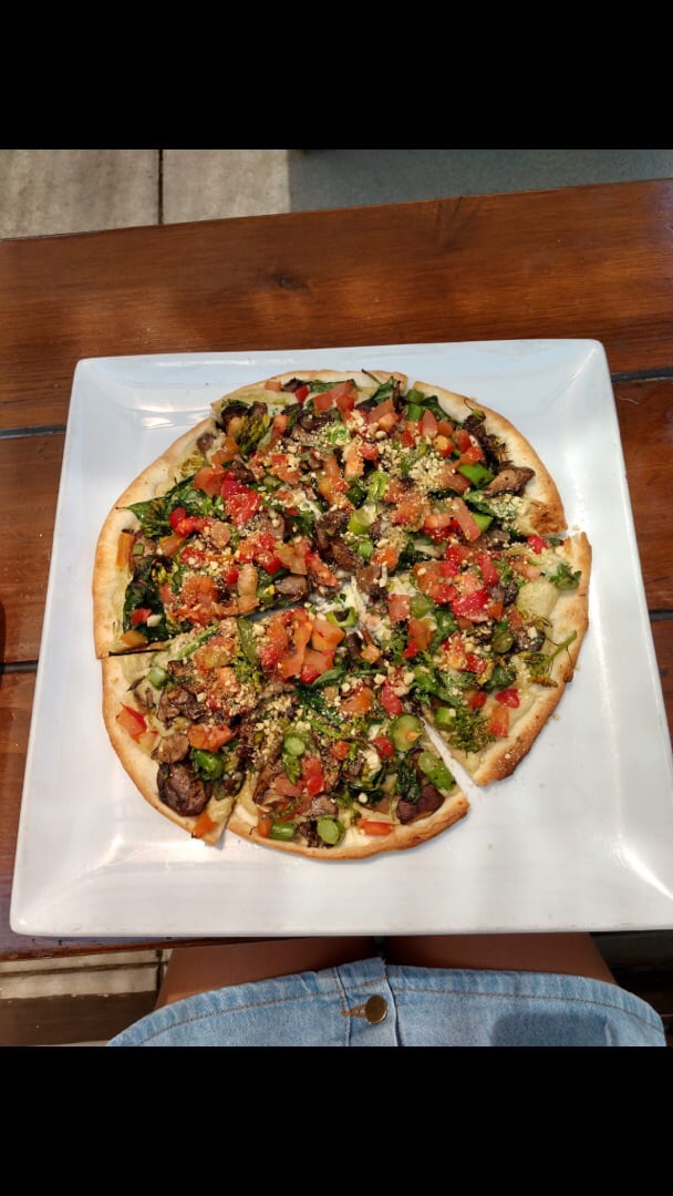 photo of SunCafe Pizza shared by @plantbasedlisa on  04 Dec 2019 - review