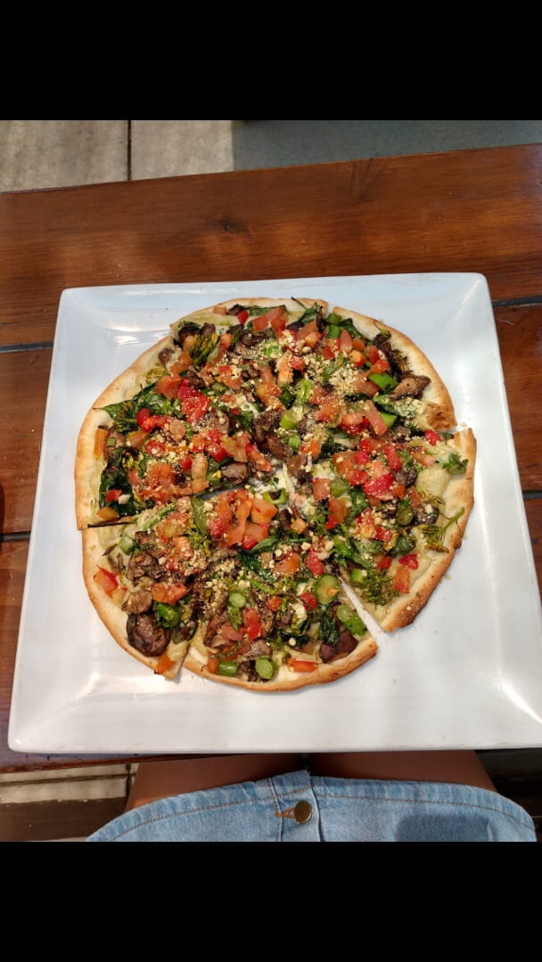 review photo of SunCafe Pizza shared by @plantbasedlisa on 04 Dec 2019 - review