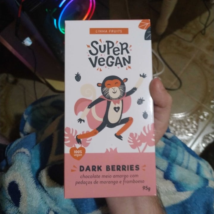 review photo of Super Vegan Barra De Chocolate - Dark Berries (95g) shared by @alvaro434 on 28 Apr 2022 - review