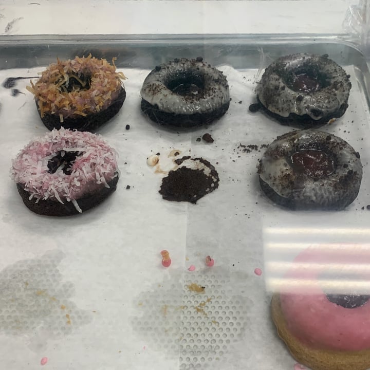 review photo of Big Mike's Baking Company Cinnamon Sugar Donut shared by @luckyfox130 on 16 Aug 2022 - review