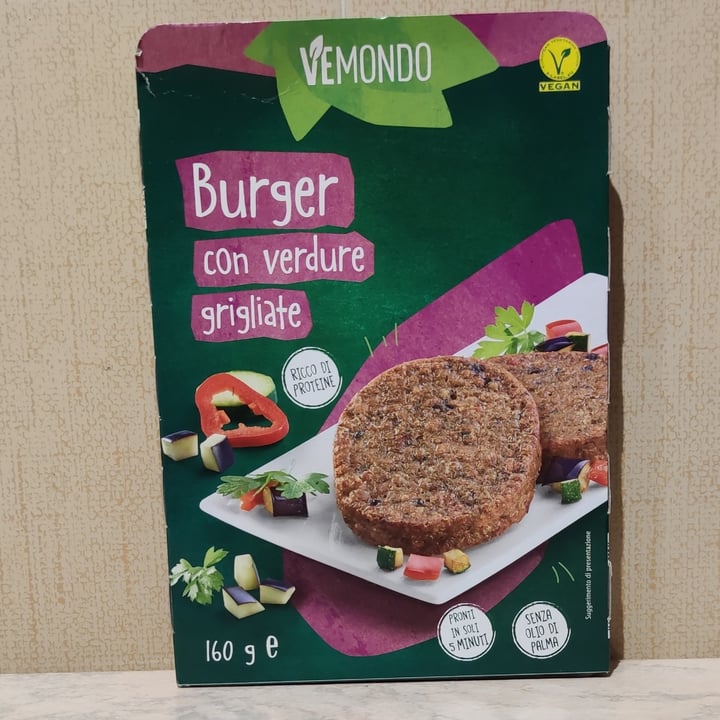 review photo of Vemondo Burger con Verdure Grigliate shared by @eleblair on 24 Dec 2021 - review