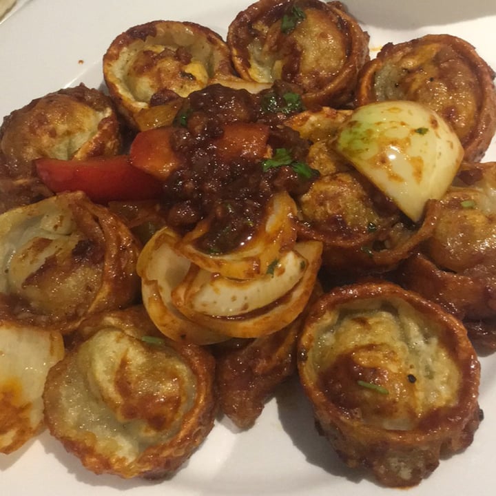 review photo of India House Vegan Chilli Momos shared by @sophjihae02 on 09 Nov 2020 - review