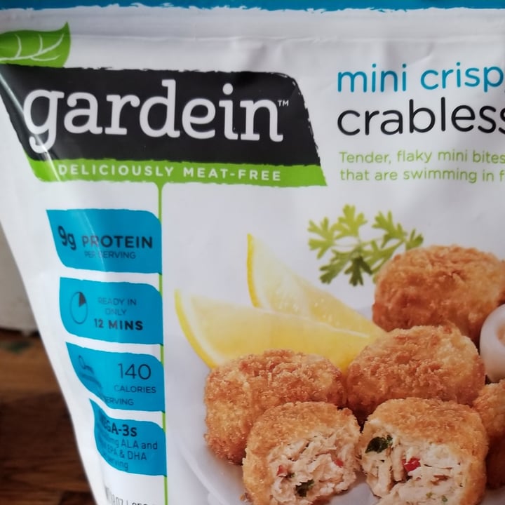 review photo of Gardein Mini Crispy Crabless Cakes shared by @aeharney on 05 May 2020 - review