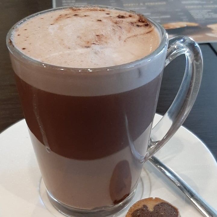 photo of Mugg & Bean Hot Chocolate shared by @shanikoen on  30 Aug 2020 - review