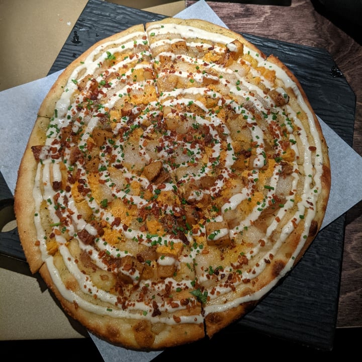 photo of Virtuous Pie Pie -Rogi Pizza shared by @mdsingleton on  25 Nov 2021 - review