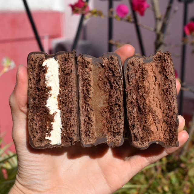 Foto do prato “ALFAJORES”