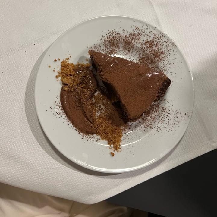 photo of La Colubrina Sacher vegana shared by @chiaramarchini on  29 Sep 2022 - review