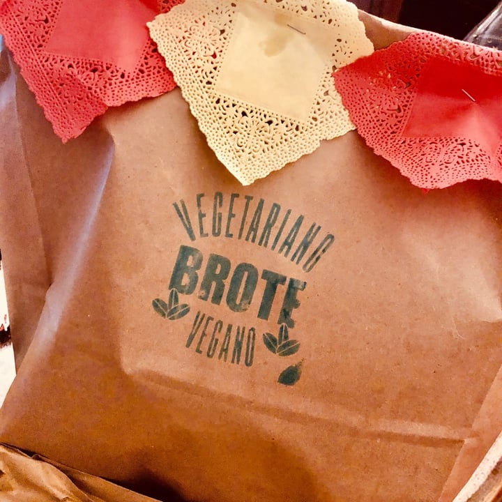 photo of Brote Vegan Taco Bag shared by @magicvegan on  13 Jun 2020 - review