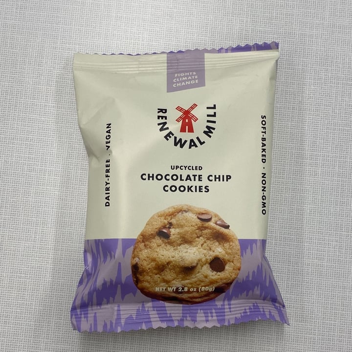 photo of Renewal Mill Chocolate Chip Cookies shared by @kristyahimsa on  12 Apr 2022 - review