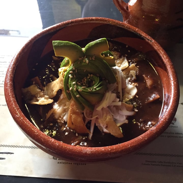 photo of Mictlan Antojitos Veganos “Etlazoyonotli” sopa de frijol con chile seco y tortillas fritas shared by @maiz on  12 May 2021 - review
