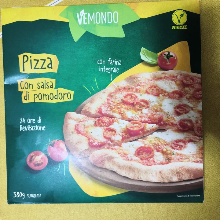 photo of Vemondo Pizza con Salsa di Pomodoro shared by @pigsarecutex on  07 Mar 2021 - review