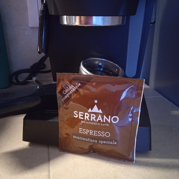 review photo of Caffè Serrano Cialda Compostable Espresso Macinatura Speciale shared by @juliaraffellini on 22 Sep 2022 - review