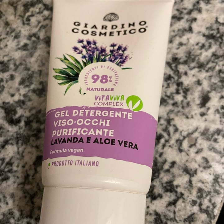 review photo of Giardino cosmetico Gel detergente shared by @debbygiglia on 23 Mar 2022 - review