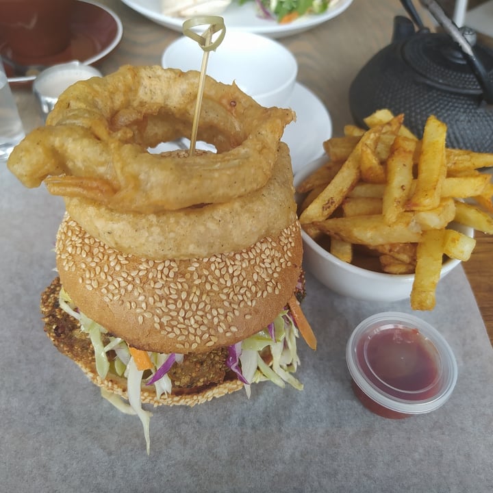 review photo of Knead Bakery Vegan falafel burger shared by @thecapeflatshippie on 04 Mar 2022 - review