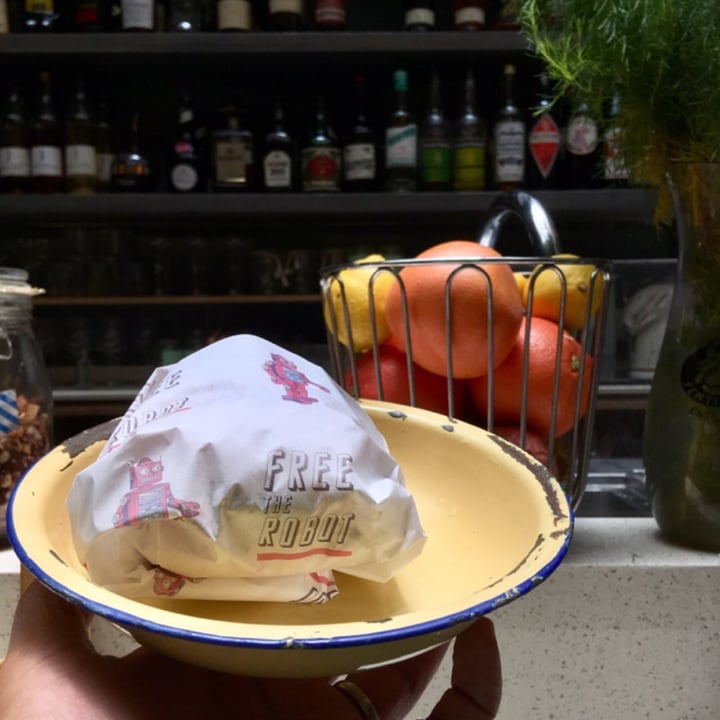photo of Free the Robot Portobello Burger shared by @vikas on  11 Sep 2019 - review