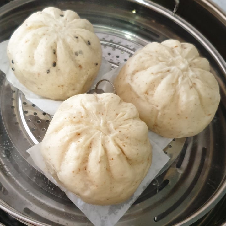 review photo of Mr. Bun Mr. Bun Black Sesame Wheat Bun shared by @chrismemo on 11 Sep 2020 - review