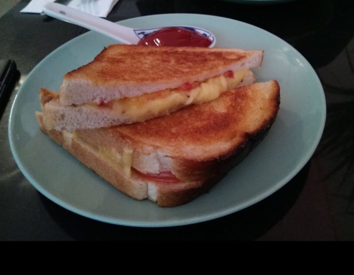 review photo of Veginity Tomato, cheese and mustard sandwich shared by @pboa on 09 Apr 2020 - review