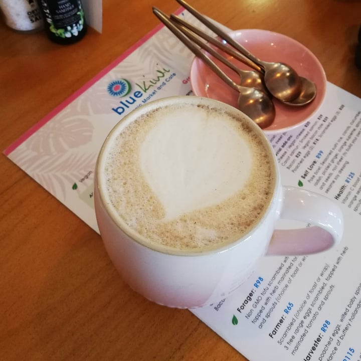 photo of Blue Kiwi Chai Latte shared by @simonel on  29 Dec 2021 - review