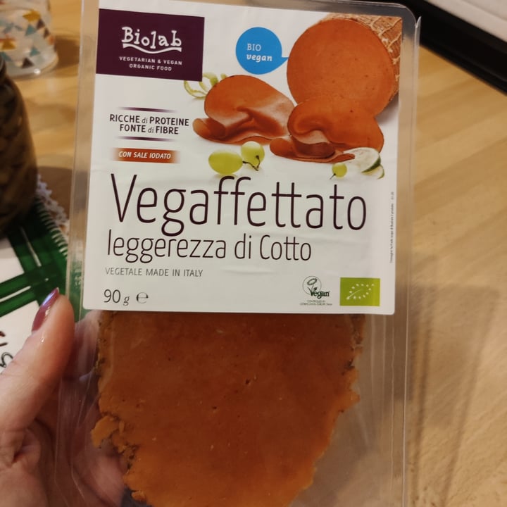 photo of Biolab Affettato vegano leggerezza di cotto shared by @flavieddu on  04 Jul 2022 - review