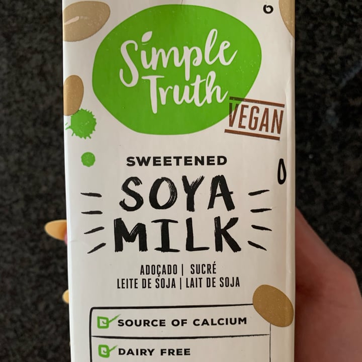 photo of Simple Truth Soya milk shared by @caitlynclinton on  12 Jan 2022 - review