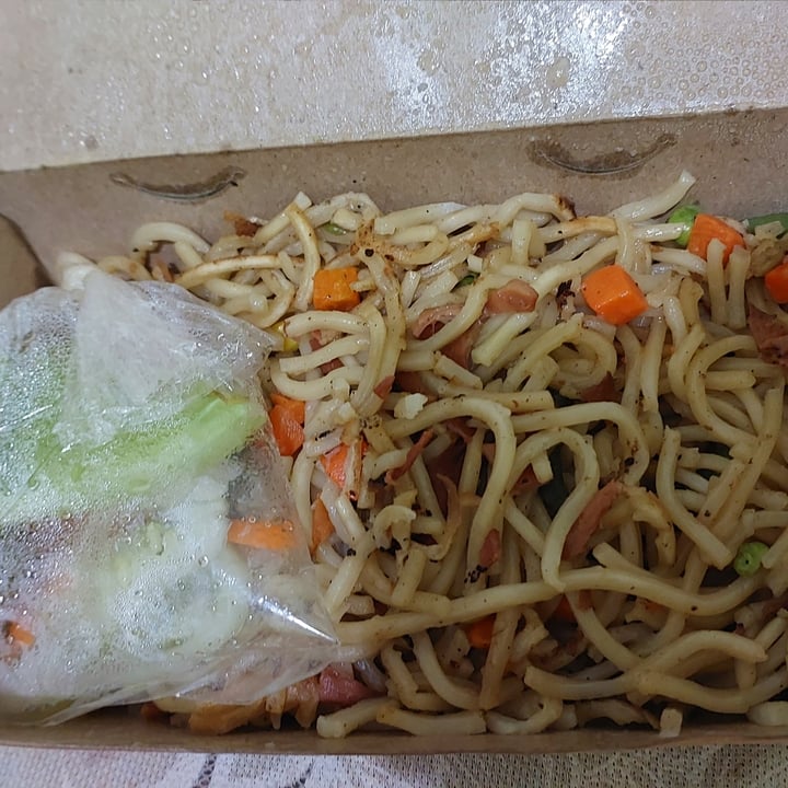photo of Loving Hut Mi Goreng Oriental shared by @ica4bontang on  28 Nov 2022 - review