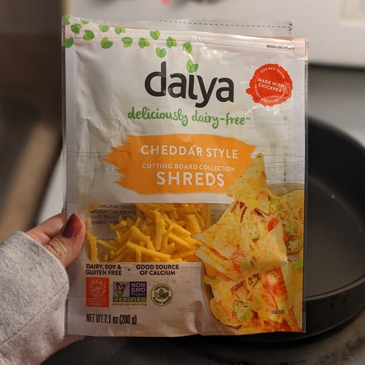 photo of Daiya Cheddar flavour cutting board collection shreds shared by @iszy on  09 Dec 2022 - review