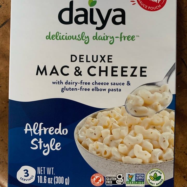 photo of Daiya Alfredo Style Deluxe Cheezy Mac shared by @jeremytheape on  07 Oct 2022 - review