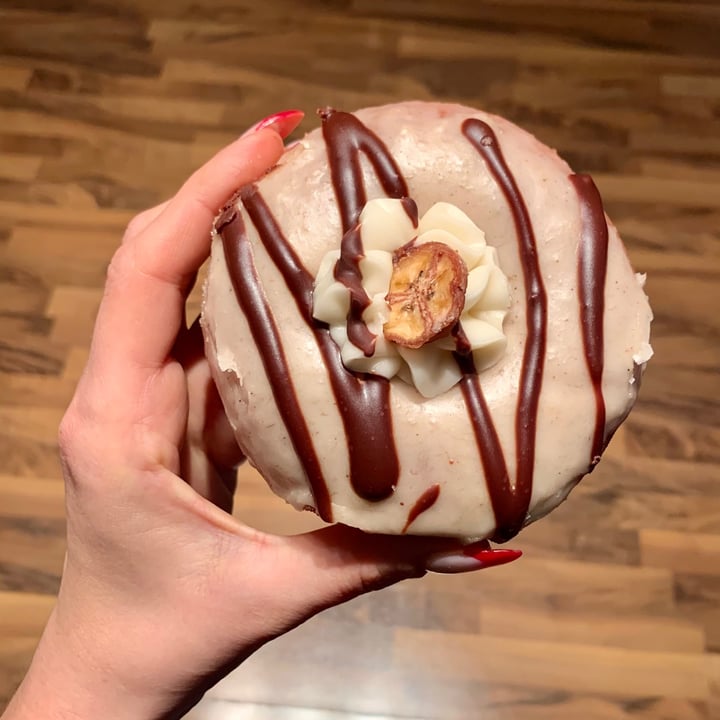photo of bloomer's on Queen Banana Pudding Donut shared by @thealexrae on  06 Mar 2021 - review