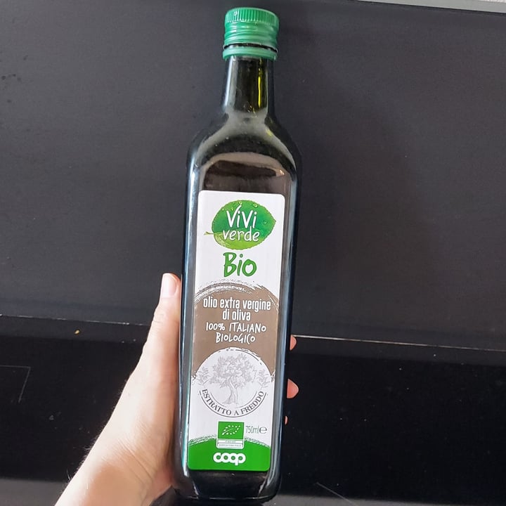 photo of Vivi Verde Coop Olio Extravergine di oliva biologico shared by @cbrambilla87 on  15 Jul 2022 - review