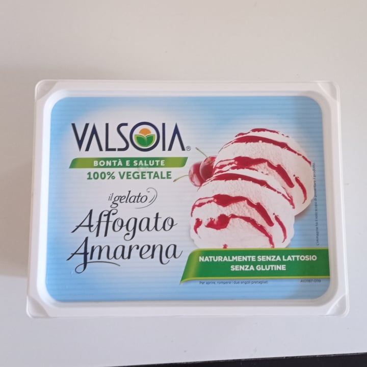 photo of Valsoia Gelato Affogato Amarena shared by @verdurila on  15 Apr 2022 - review