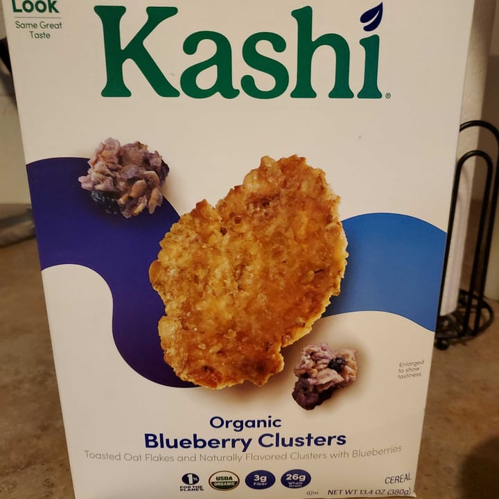 photo of Kashi Organic blueberry Clusters Cereal shared by @kitsadie on  15 May 2022 - review