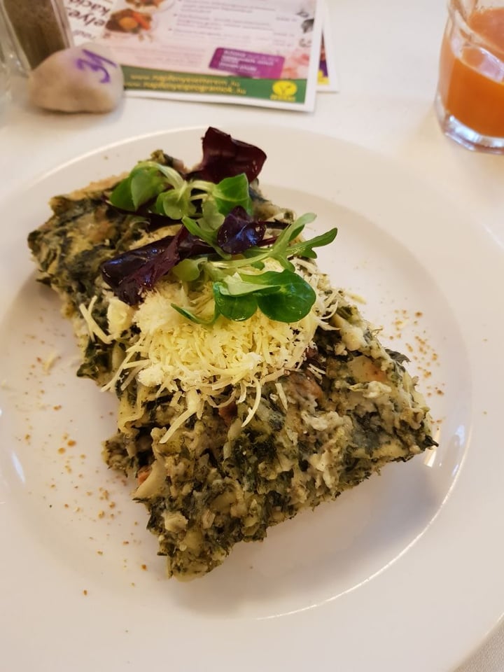 review photo of Napfényes Restaurant and Confectionery Spinach Lasagne with Smoked Tofu shared by @soeso on 04 Feb 2020 - review