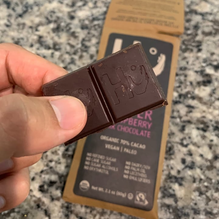 photo of Hu Kitchen Cashew Butter + Raspberry Dark Chocolate shared by @cayo on  10 Aug 2021 - review