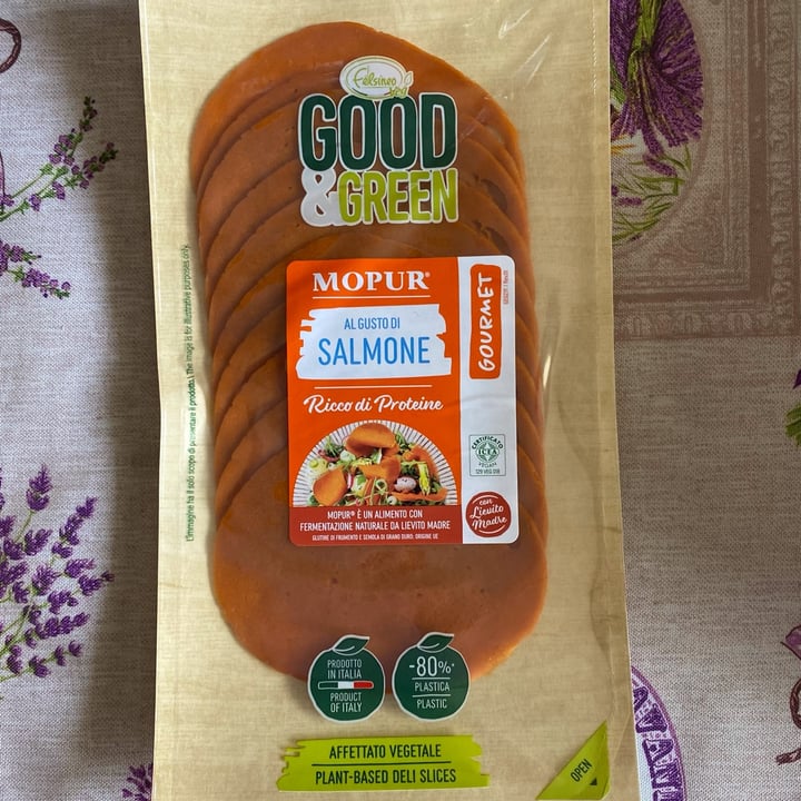 photo of Good and green Mopur al gusto di salmone shared by @valenteena on  21 Jun 2022 - review