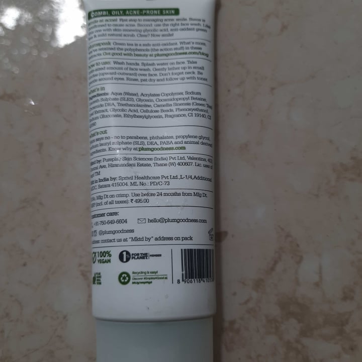 photo of Plum Green Tea pore cleansing facewash shared by @nichu on  11 Dec 2021 - review