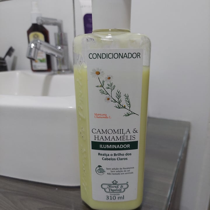photo of Flores & Vegetais Flores E Vegetais Cosméticos shared by @andreabvenancio on  19 Apr 2022 - review